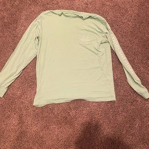 Vineyard vines light green long sleeve L shirt
